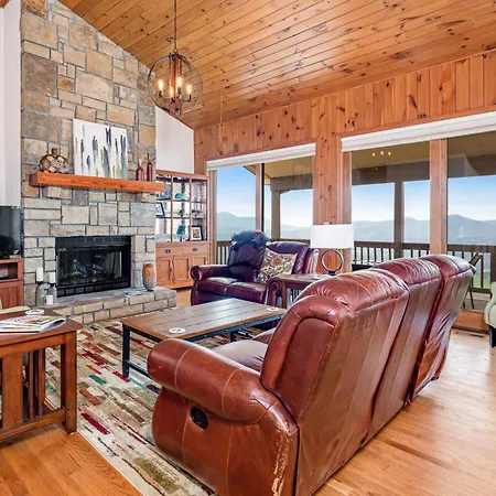 Villa Fox Run Retreat
